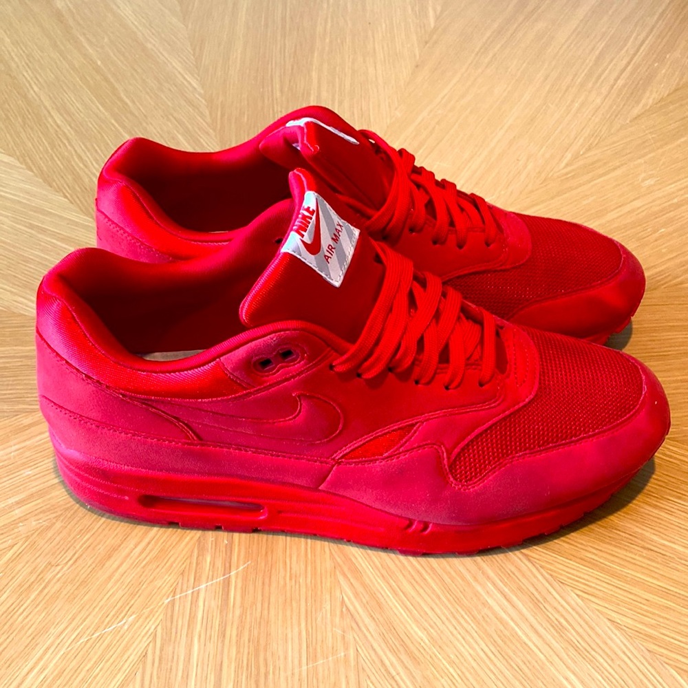 🚨Nike Air Max 1 “Tonal Red” 🚨 - Picture 4 of 11